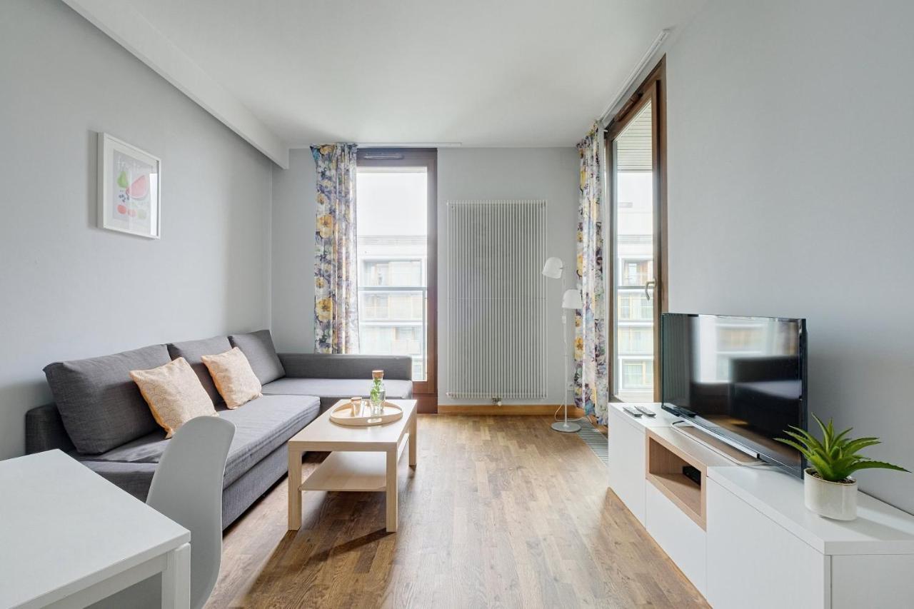 Go Apartments Varşovia Exterior foto