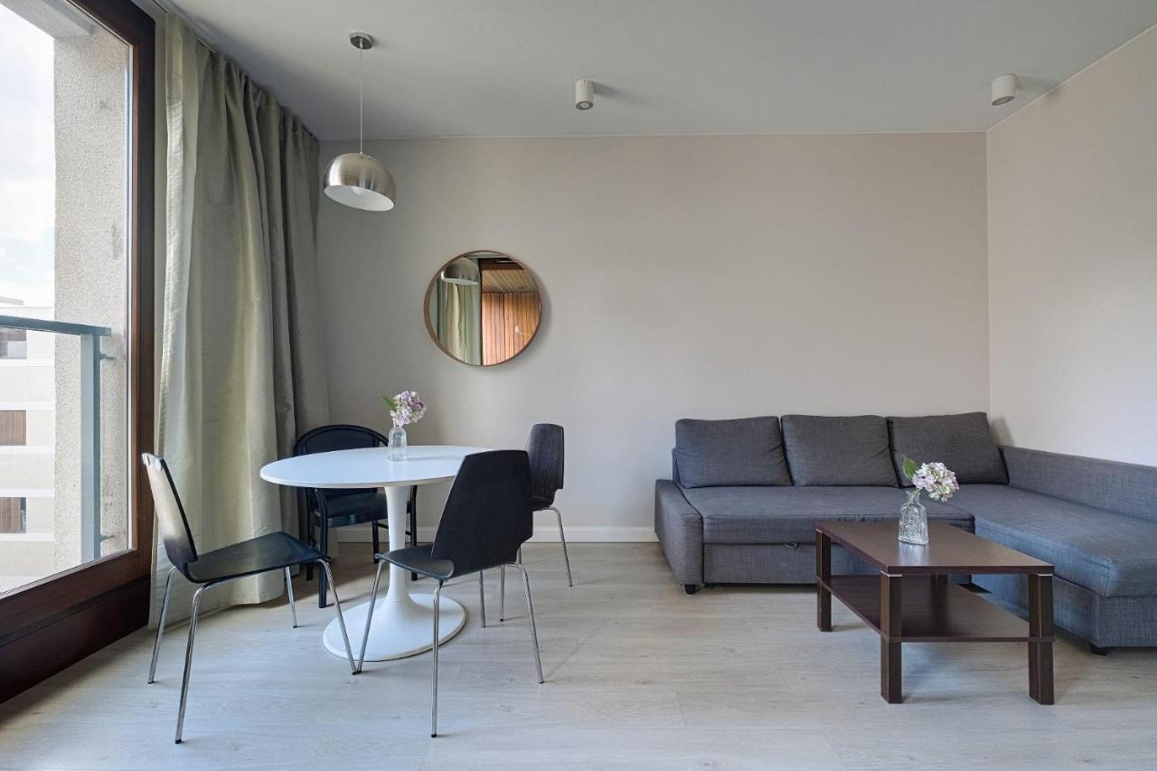 Go Apartments Varşovia Exterior foto