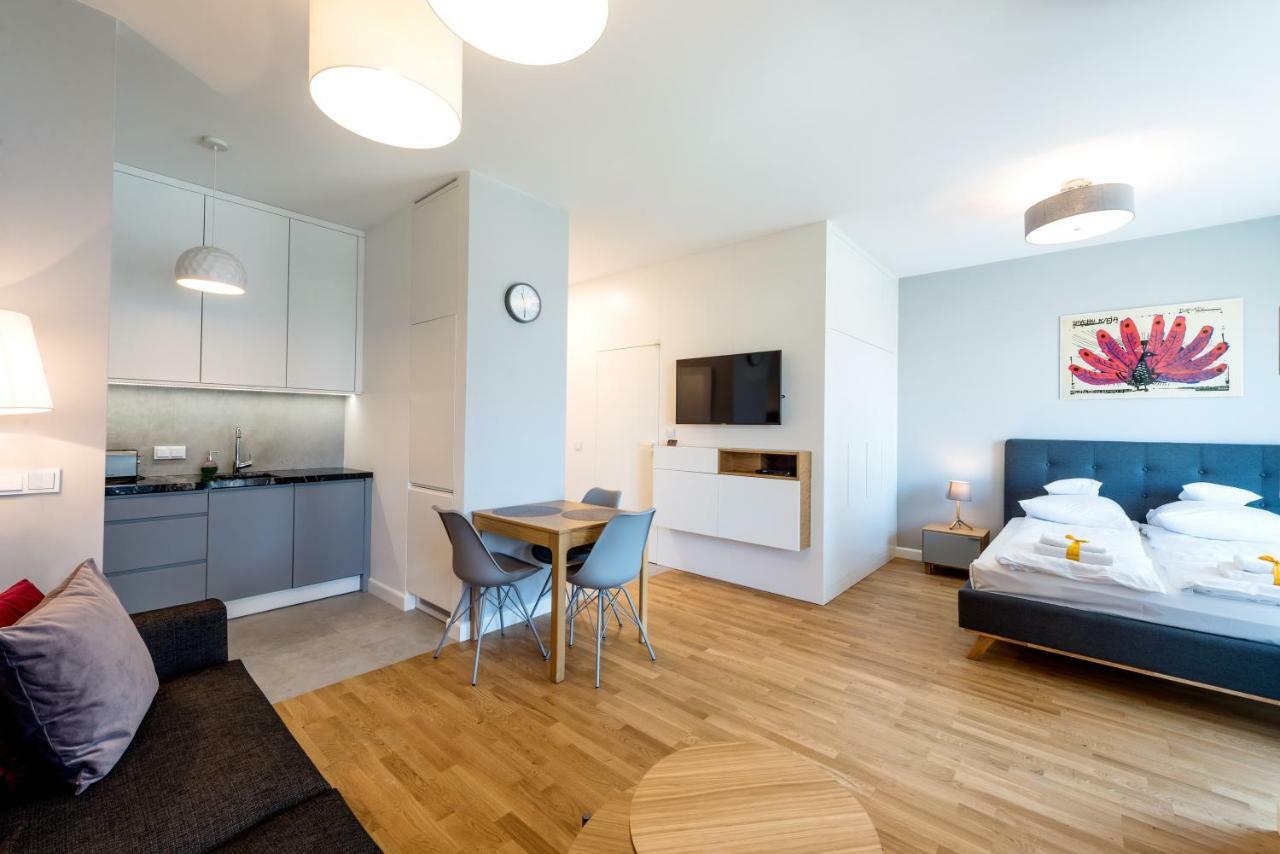 Go Apartments Varşovia Exterior foto