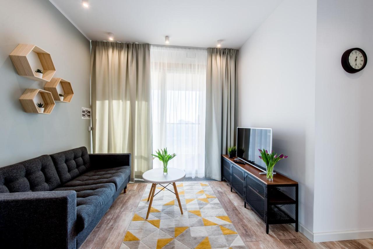 Go Apartments Varşovia Exterior foto